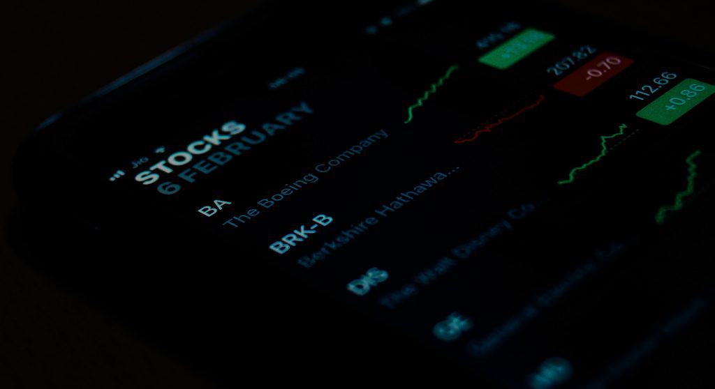 5 Alasan Investasi Saham Pilihan Terbaik untuk Dana Pendidikan dan Dana Pensiun