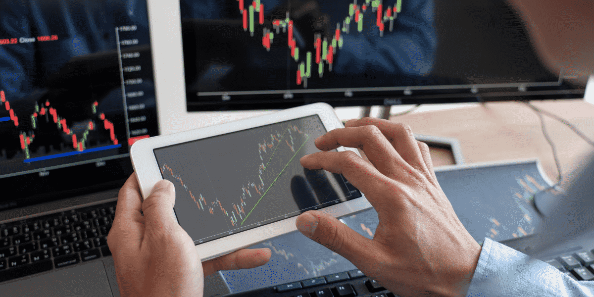 Aplikasi Social Trading